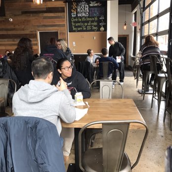 Bgl - Dining area - Fast Food Near Me - Nutley, New Jersey