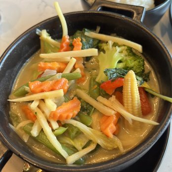 Linjee Thai - Thai Near Me - Alexandria, Virginia Linjee Thai - Thai Near Me - Alexandria, Virginia