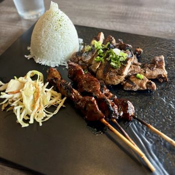 LIMITLESS Bar & Grill - Grill Plater - Barbeque Near Me - Thornhill, Ontario