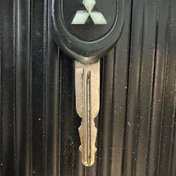 Uc Local Locksmith - Mitsubishi eclipse 2006 transponder key duplicate