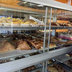 Alva's Bakery