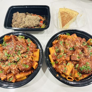 Di Abruzzo - Sunday gravy with rigatoni, meatballs, sausage and pork. Ricotta cheese pie and side of homemade Italian sausage. - Personal Chefs Near Me Di Abruzzo - Sunday gravy with rigatoni, meatballs, sausage and pork. Ricotta cheese pie and side of homemade Italian sausage. - Personal Chefs Near Me