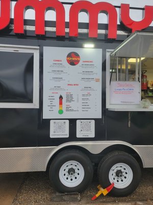 Yummy's Hot Chicken by null