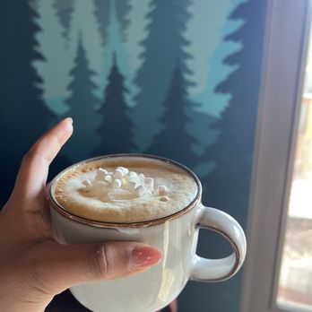 The Coffee Haus at Guggman - Marshmallow Dream Latte w oat milk - Coffee & Tea Near Me - Indianapolis, Indiana