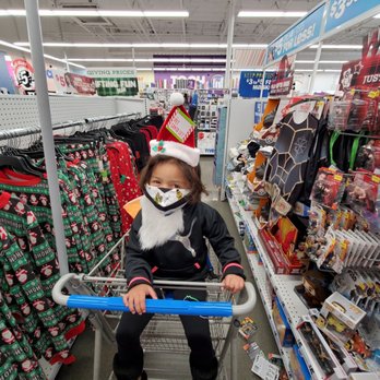 Five Below - Fully stocked - Department Stores Near Me - South Gate, California