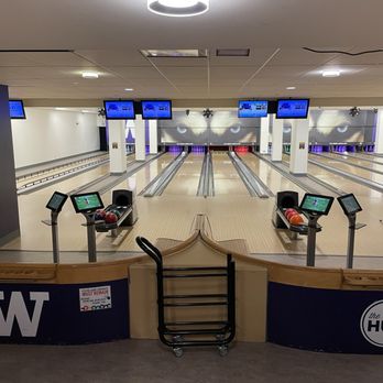 HUB Games - Bowling Near Me - Seattle, Washington HUB Games - Bowling Near Me - Seattle, Washington