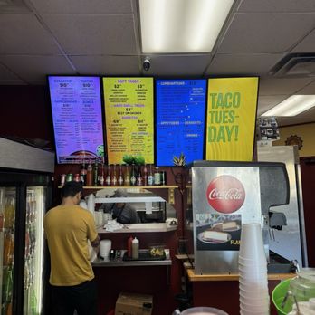 AZ Mucho Taco - Counter Area - Mexican Near Me - Chandler, Arizona AZ Mucho Taco - Counter Area - Mexican Near Me - Chandler, Arizona