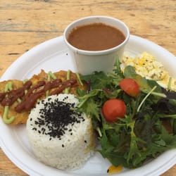 Latienda - Bean stew and fried plantains, rice and egg