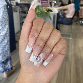 Candy Nails Lounge - I got these done yesterday and it looks like the reference photo i showed them - Nail Salons Near Me - Riverside, California Candy Nails Lounge - I got these done yesterday and it looks like the reference photo i showed them - Nail Salons Near Me - Riverside, California