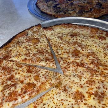 Colony Grill - Cheese pizza - Pizza Near Me - Stamford, Connecticut Colony Grill - Cheese pizza - Pizza Near Me - Stamford, Connecticut