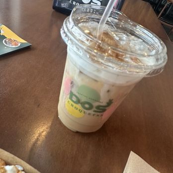Dos Croquetas - White chocolate Cloud Coffee - Bakeries Near Me - Miami, Florida