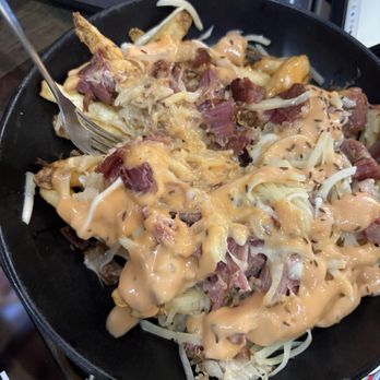 Pedal Pushers Cafe - Pork Reuben Fry Bowl - American Near Me - Lanesboro, Minnesota Pedal Pushers Cafe - Pork Reuben Fry Bowl - American Near Me - Lanesboro, Minnesota