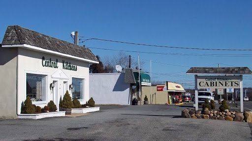 U-Haul Neighborhood Dealer