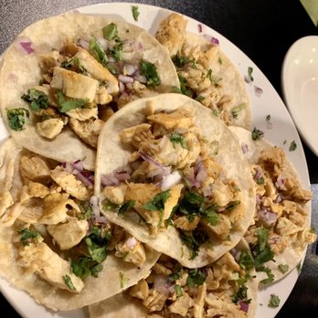 Chef Vargas - 6 chicken tacos - Breakfast & Brunch Near Me - Elkins Park, Pennsylvania