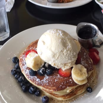 Bea Bea's - Coffee & Tea Near Me - Burbank, California