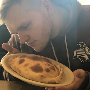Pete's Pizza - Face vs regular size - Pizza Near Me - Spokane, Washington Pete's Pizza - Face vs regular size - Pizza Near Me - Spokane, Washington