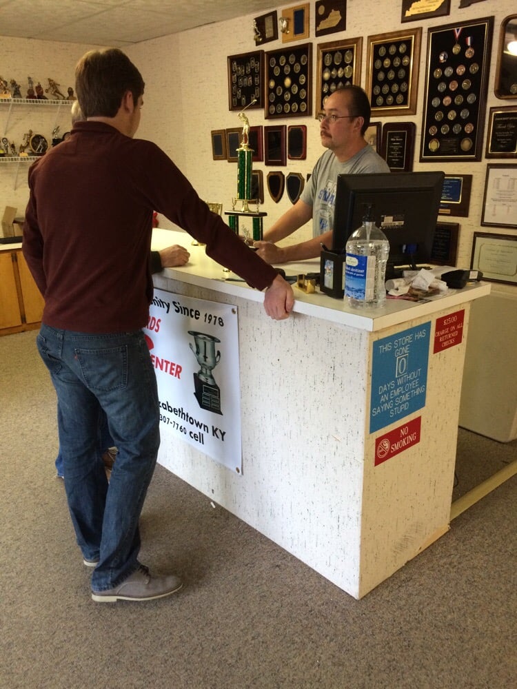 AWARDS CENTER Updated September 2024 640 N Mulberry St