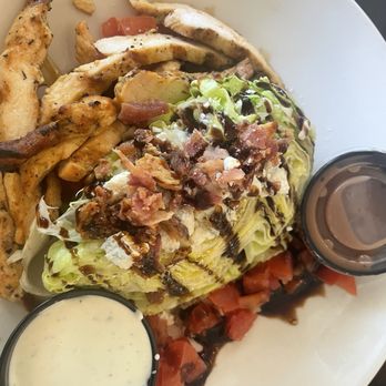 Sparrow's Grille - Wedge salad - American Near Me - Deland, Florida Sparrow's Grille - Wedge salad - American Near Me - Deland, Florida