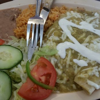 El Tapatio - Green Enchiladas with rice and beans. Green sauce is a little spicy. - Mexican Near Me - Los Angeles, California El Tapatio - Green Enchiladas with rice and beans. Green sauce is a little spicy. - Mexican Near Me - Los Angeles, California