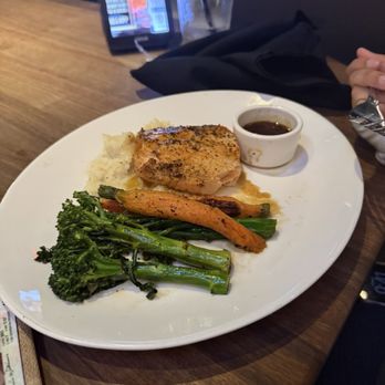 Yard House - Salmon, carrots, mashed potatoes, and broccoli rabe with demi glaze on the side. - American Near Me - Millbury, Massachusetts Yard House - Salmon, carrots, mashed potatoes, and broccoli rabe with demi glaze on the side. - American Near Me - Millbury, Massachusetts