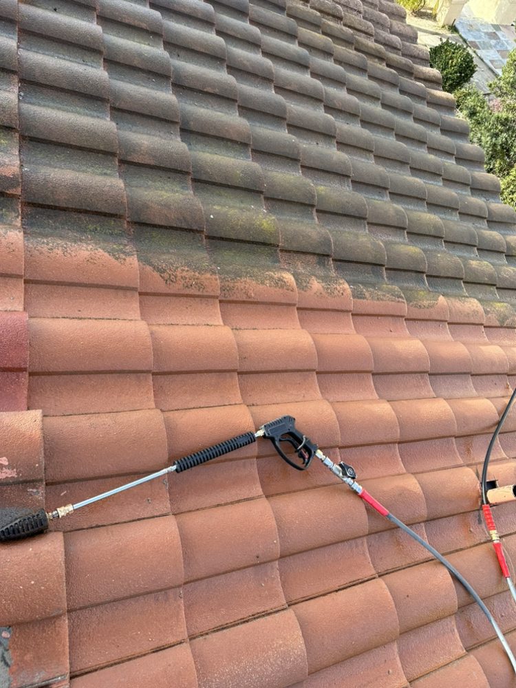 Slide of First Class Roof Cleaning