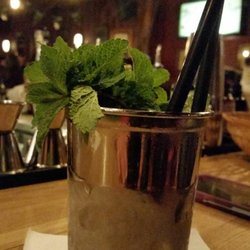 Kelly's Irish Pub