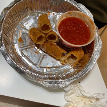 Nonnas Pizza Restaurant - Empty Mozarella sticks - Pizza Near Me - Bradenton, Florida