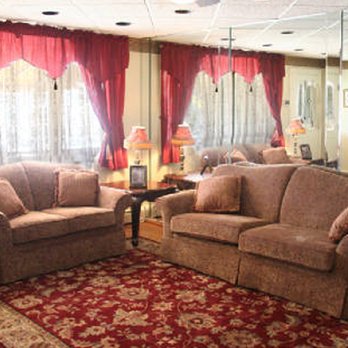Yerkes Wedding Salon - Wedding Chapels Near Me - East Lansdowne, Pennsylvania Yerkes Wedding Salon - Wedding Chapels Near Me - East Lansdowne, Pennsylvania