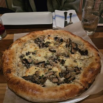 North Italia - Funghi pizza - Italian Near Me - Houston, Texas North Italia - Funghi pizza - Italian Near Me - Houston, Texas