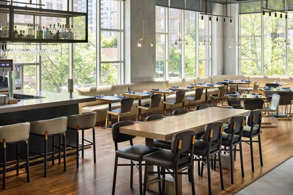 Hilton Vancouver Downtown by null