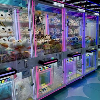 Mega Claw - Arcades Near Me - Las Vegas, Nevada