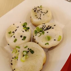 Feng's Pan Fried Buns - Pan Fried Bubs