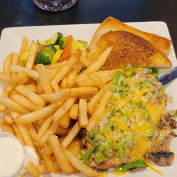 Brandon's Diner - Mushroom Chicken - American Near Me - Upland, California