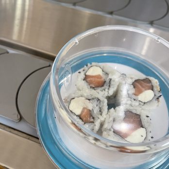 sushigami - a bowl of sushi on a stove - Sushi Bars Near Me - Sunrise, Florida
