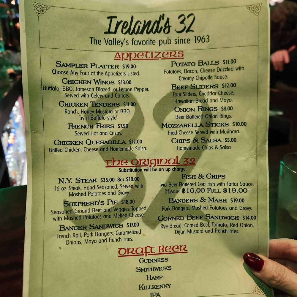 Ireland's 32 - Dive Bars Near Me - Van Nuys, California