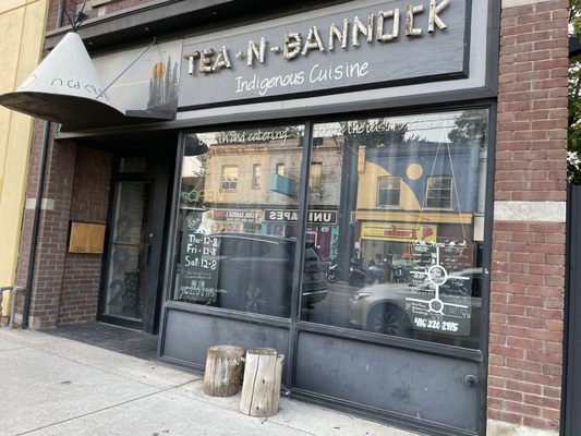 Tea N Bannock by null