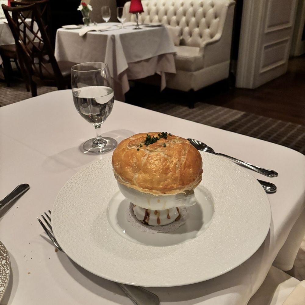 Glenmere Mansion - Chicken pot pie - Hotels Near Me - Chester, New York