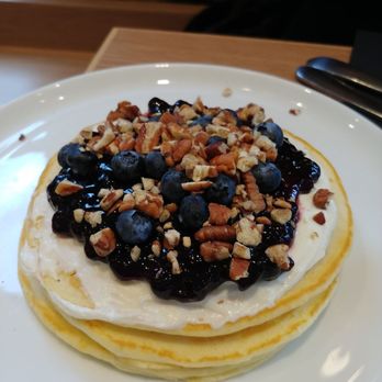 Flipper’s - Blueberry cream cheese - Pancakes Near Me - New York, New York Flipper’s - Blueberry cream cheese - Pancakes Near Me - New York, New York