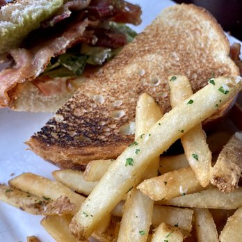 Gordon Biersch - BLTA with Garlic Fries - Breweries Near Me - Atlanta, Georgia Gordon Biersch - BLTA with Garlic Fries - Breweries Near Me - Atlanta, Georgia