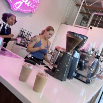 The Dirty Penguin - Horrible customer service and disrespect by the one in the blue she said her name was Maya. - Coffee & Tea Near Me - Chino Hills, California