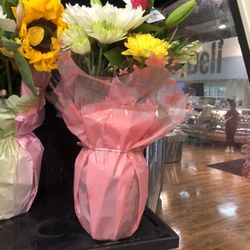 Food Lion Inc #2132 - Mother's Day flowers.