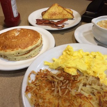 Denny's - Yum too much food. Brought home pancakes and dinner for tomorrow - Diners Near Me - Riverside, California Denny's - Yum too much food. Brought home pancakes and dinner for tomorrow - Diners Near Me - Riverside, California