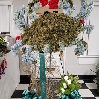Simply Petals - a display of flowers and ribbons - Custom Cakes Near Me - Gretna, Louisiana
