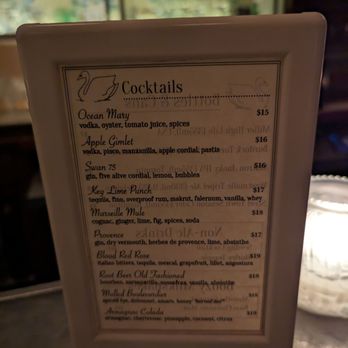 Le Swan - French Near Me - Toronto, Ontario