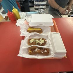 Paul's Place Famous Hotdogs