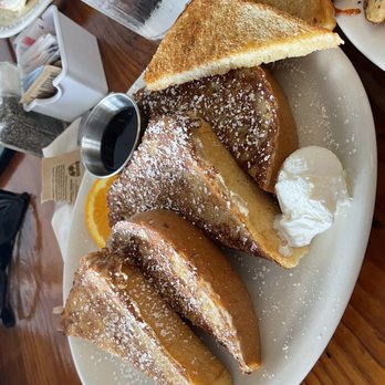 Moke’s Bread And Breakfast - French toast - Breakfast & Brunch Near Me - Honolulu, Hawaii Moke’s Bread And Breakfast - French toast - Breakfast & Brunch Near Me - Honolulu, Hawaii
