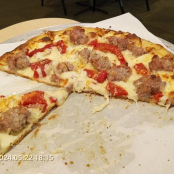 Bobby's Apizza - Sausage and roasted red peppers, white. Amazing! - Pizza Near Me - North Branford, Connecticut Bobby's Apizza - Sausage and roasted red peppers, white. Amazing! - Pizza Near Me - North Branford, Connecticut