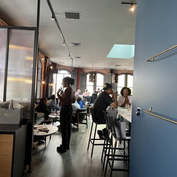 Brown Downtown Napa - Wine Bars Near Me - Napa, California