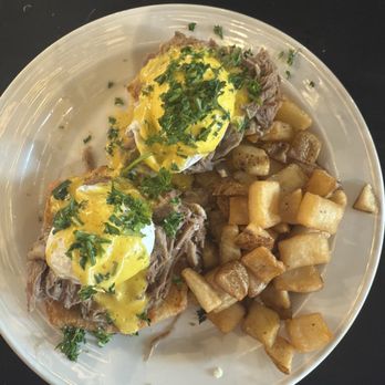 Krewe Restaurant - Egg Benedict's - Cajun/Creole Near Me - Saint Joseph, Minnesota