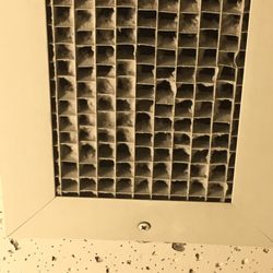 Ellis Medicine - Rooms are filthy bathroom air vent was so caked with dust it barely worked